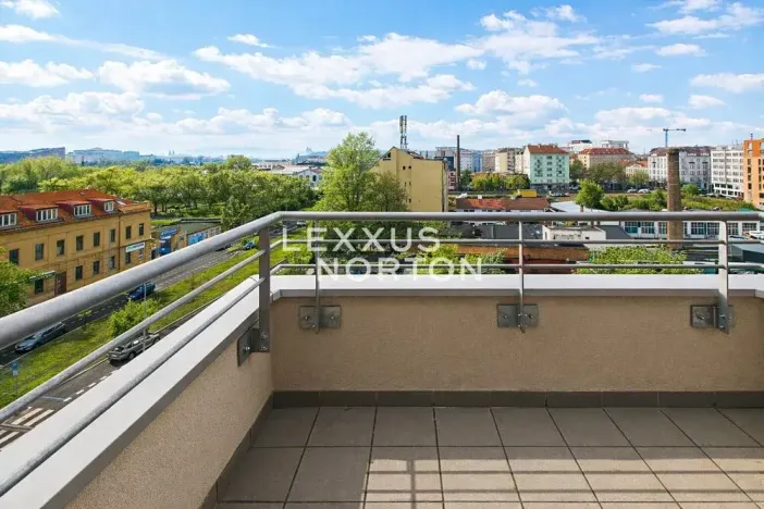 Prodej bytu 2+kk, Praha - Holešovice, Na Maninách, 54 m2