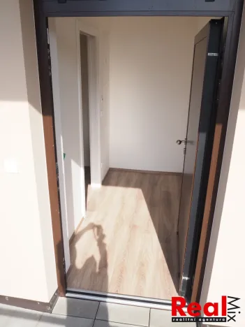 Pronájem bytu 1+kk, Brno - Přízřenice, Moravanská, 36 m2