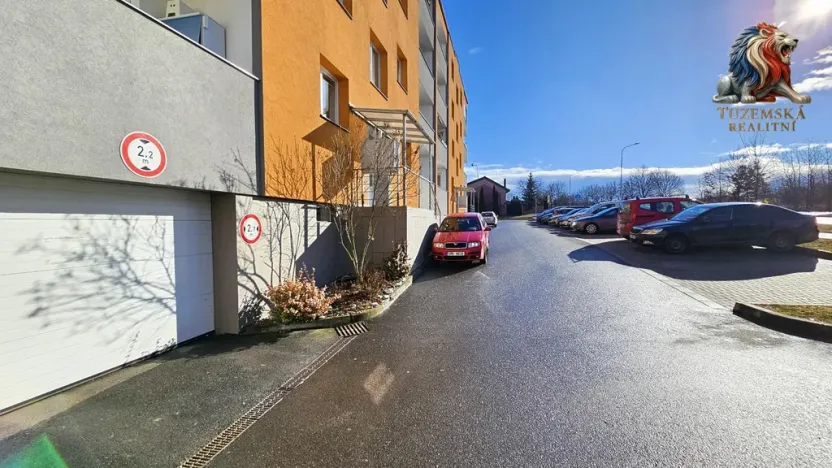 Prodej bytu 3+kk, Olomouc - Neředín, Okružní, 66 m2