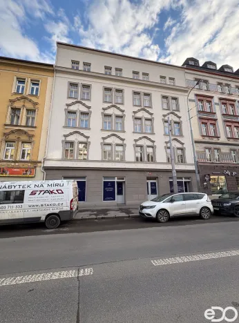 Pronájem bytu 2+kk, Praha, Plzeňská, 45 m2