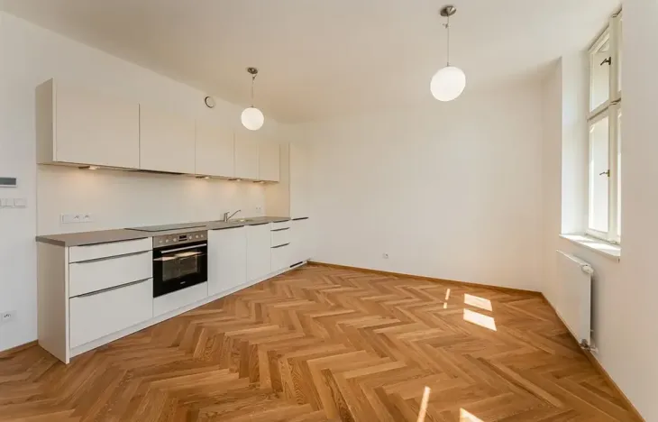 Pronájem bytu 2+kk, Praha - Žižkov, Seifertova, 41 m2