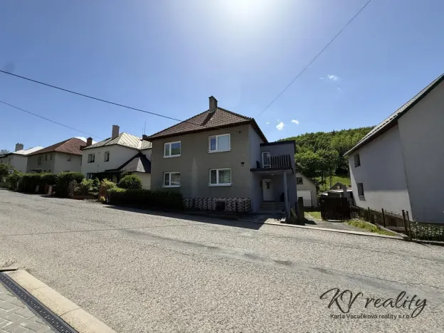 Prodej rodinného domu, Dešná, 232 m2