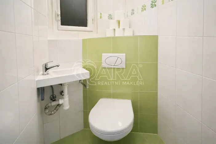 Pronájem bytu 2+kk, Praha - Nové Město, Na slupi, 50 m2