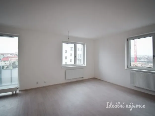 Pronájem bytu 1+kk, Brno - Ponava, Reissigova, 42 m2