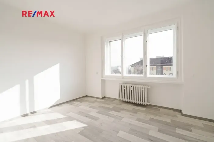 Prodej bytu 3+1, Praha - Strašnice, U kombinátu, 77 m2