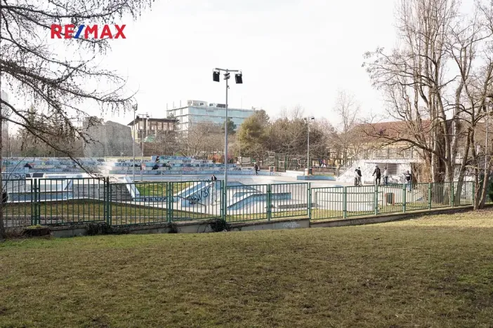 Prodej bytu 3+1, Praha - Strašnice, U kombinátu, 77 m2