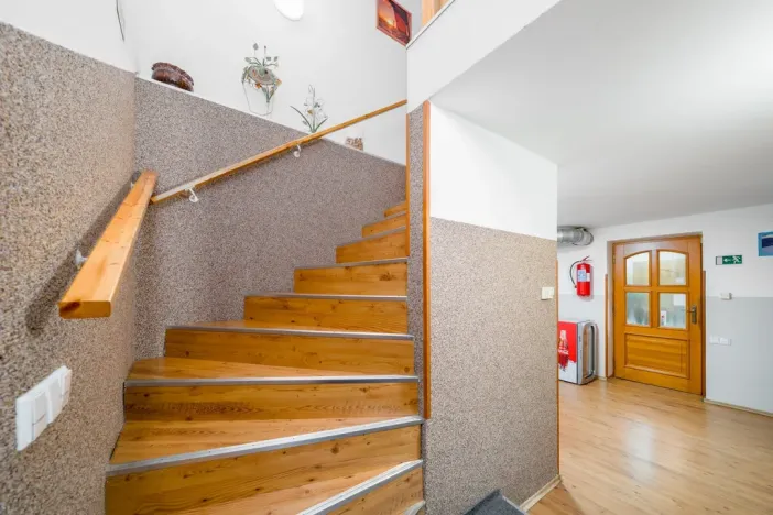 Prodej rodinného domu, Nový Bor - Janov, 200 m2