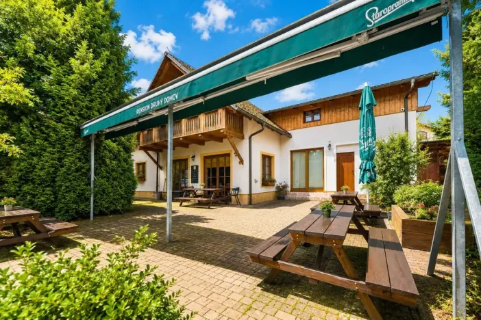 Prodej rodinného domu, Nový Bor - Janov, 280 m2