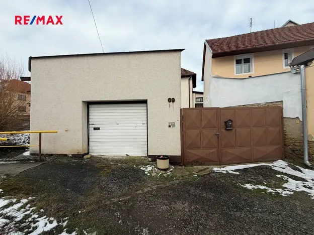 Prodej bytu 2+1, Komňa, 44 m2