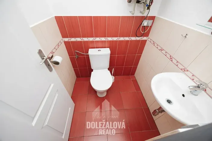 Pronájem kanceláře, Jihlava, Hybrálecká, 64 m2