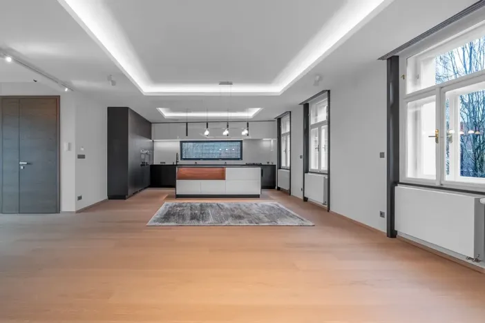 Pronájem bytu 6+kk a větší, Dolní Břežany, U Zámku, 237 m2