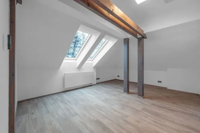 Pronájem bytu 6+kk a větší, Dolní Břežany, U Zámku, 237 m2