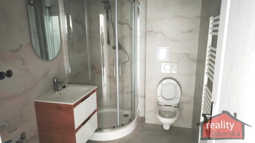 Prodej bytu 2+kk, Nupaky, Nupacká, 42 m2