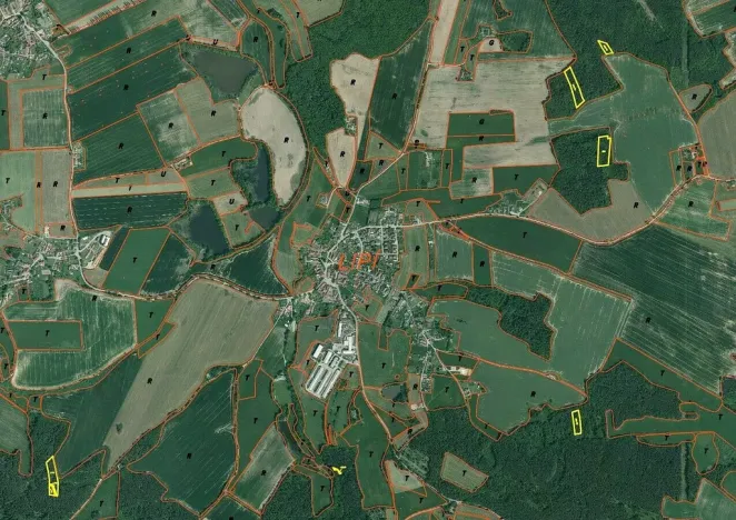 Prodej lesa, Lipí - Kaliště u Lipí, 23659 m2