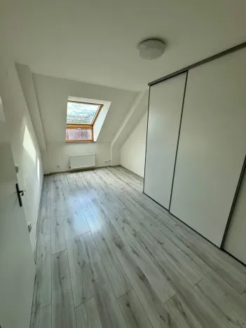 Pronájem bytu 2+kk, Praha - Bubeneč, Lotyšská, 44 m2