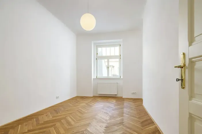 Pronájem bytu 3+kk, Praha - Vršovice, 28. pluku, 70 m2