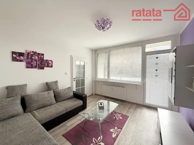 Pronájem bytu 1+1, Chomutov, Kundratická, 33 m2