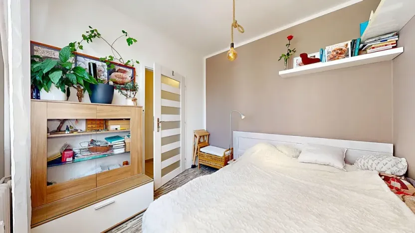 Prodej bytu 3+1, Praha - Hlubočepy, Lamačova, 63 m2