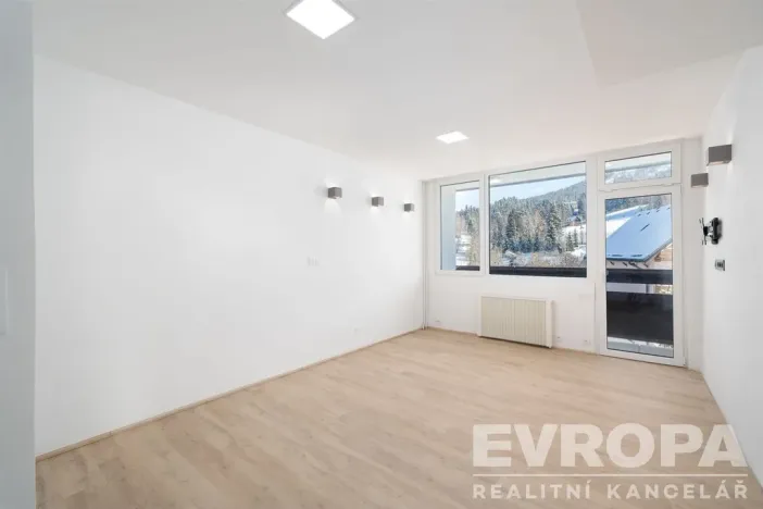 Prodej bytu 1+1, Jiřetín pod Bukovou, 41 m2