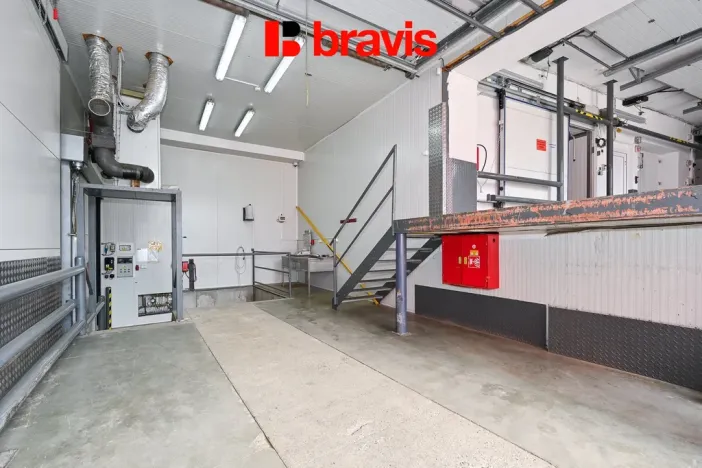 Pronájem skladu, Hradčany, Tišnovská, 1016 m2