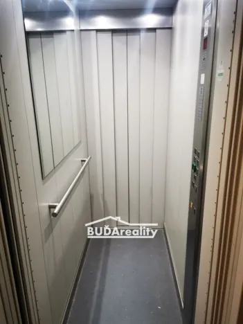 Pronájem bytu 1+1, Zlín, Dlouhá, 37 m2