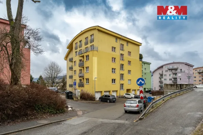 Pronájem bytu 2+kk, Liberec - Liberec VI-Rochlice, Nádvorní, 42 m2