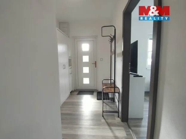 Pronájem bytu 2+kk, Strážný, 36 m2