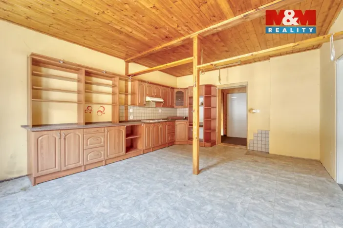 Prodej rodinného domu, Oloví - Hory, 800 m2