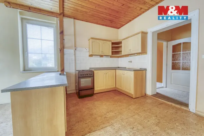 Prodej rodinného domu, Oloví - Hory, 800 m2