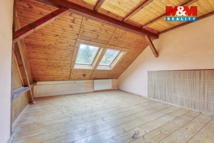 Prodej rodinného domu, Oloví - Hory, 800 m2