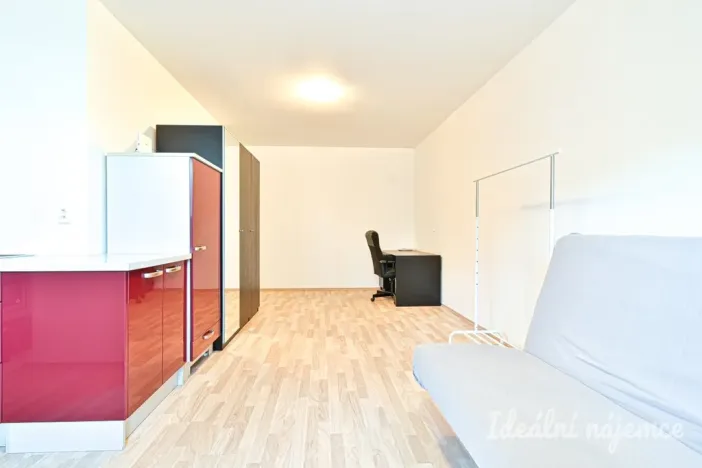 Pronájem bytu 1+kk, Brno, Stará, 32 m2
