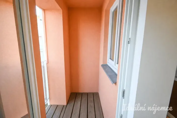 Pronájem bytu 1+kk, Brno, Stará, 32 m2