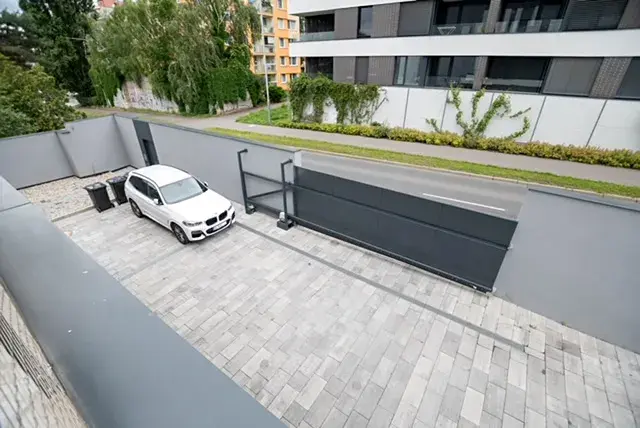 Pronájem bytu 5+kk, Praha, Práčská, 310 m2