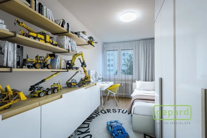 Pronájem bytu 3+1, Praha, Hrusická, 73 m2