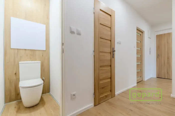 Pronájem bytu 3+1, Praha, Hrusická, 73 m2