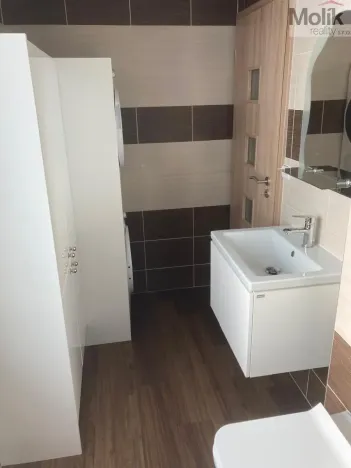 Pronájem bytu 2+kk, Most, Pod Šibeníkem, 48 m2