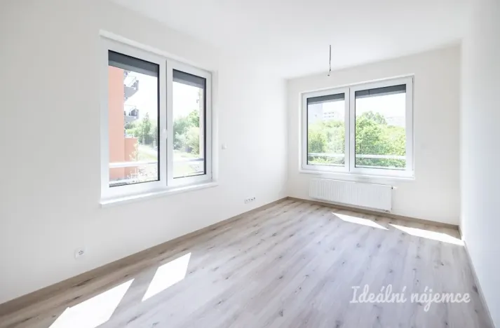 Pronájem bytu 2+kk, Praha - Chodov, Šternovská, 59 m2