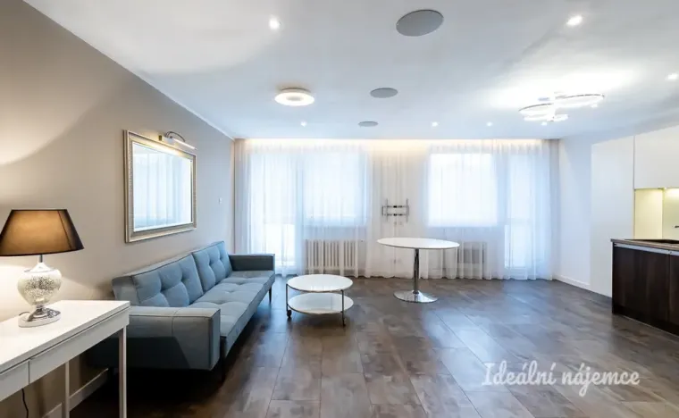 Pronájem bytu 3+kk, Praha - Žižkov, Jeseniova, 75 m2