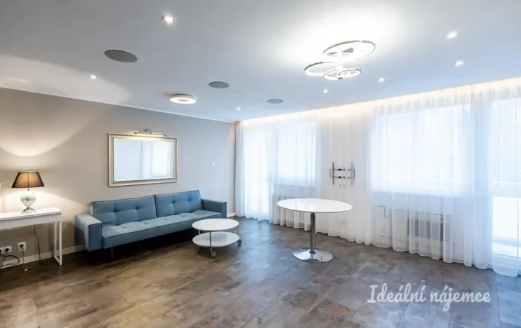 Pronájem bytu 3+kk, Praha - Žižkov, Jeseniova, 75 m2