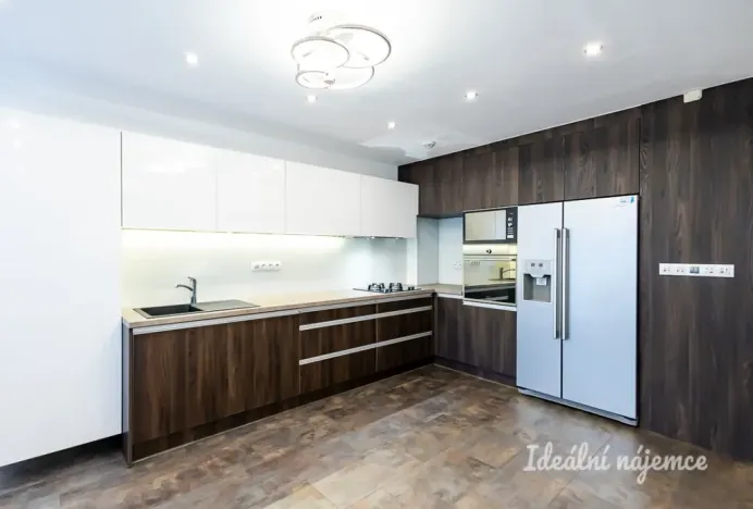 Pronájem bytu 3+kk, Praha - Žižkov, Jeseniova, 75 m2