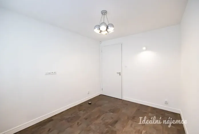 Pronájem bytu 3+kk, Praha - Žižkov, Jeseniova, 75 m2