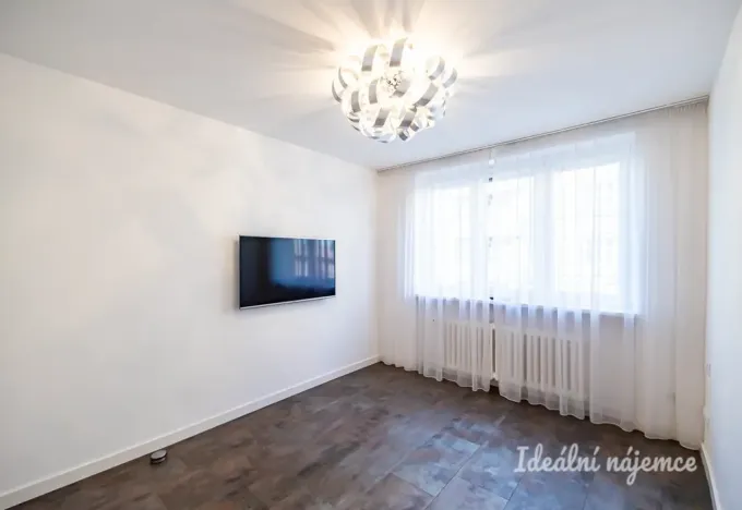 Pronájem bytu 3+kk, Praha - Žižkov, Jeseniova, 75 m2