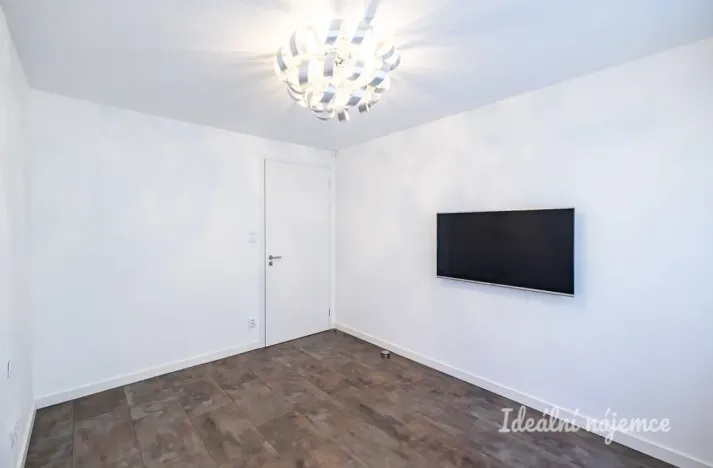 Pronájem bytu 3+kk, Praha - Žižkov, Jeseniova, 75 m2