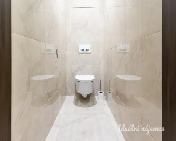 Pronájem bytu 3+kk, Praha - Žižkov, Jeseniova, 75 m2