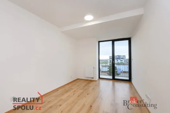 Pronájem bytu 2+kk, Plzeň - Jižní Předměstí, Goldscheiderova, 73 m2