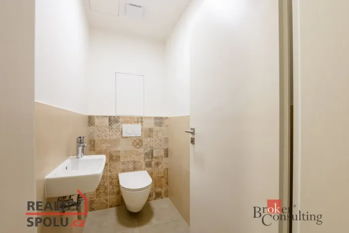 Pronájem bytu 2+kk, Plzeň - Jižní Předměstí, Goldscheiderova, 73 m2