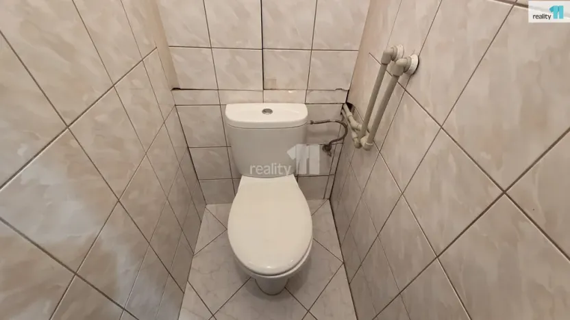 Prodej bytu 2+1, Kynšperk nad Ohří, Jana Nerudy, 52 m2