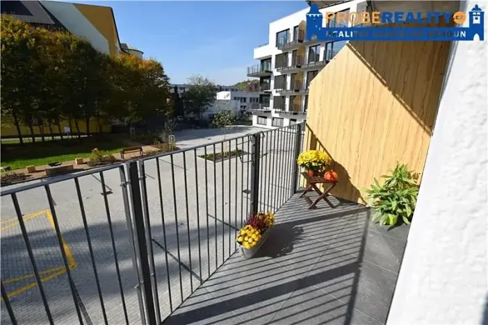 Pronájem bytu 2+kk, Beroun, Na Parkáně, 66 m2