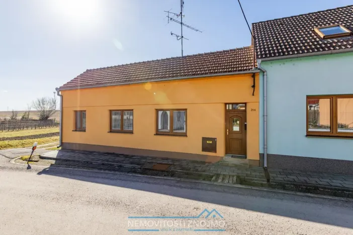 Prodej rodinného domu, Kuchařovice, Ke Kapličce, 189 m2