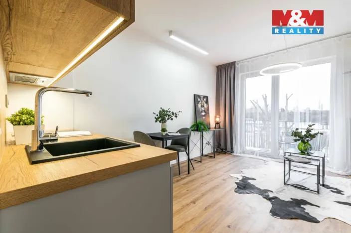 Pronájem bytu 1+kk, Kladno - Dubí, Ke křížku, 34 m2